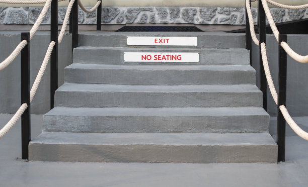 出口和没有座位，走道楼梯，室外和背景照片库存图片下载