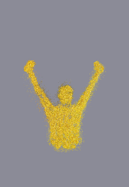 最小的创意概念是一个人举起了胜利的双手。金色亮片在灰色背景上用金色亮片做成的人的形状平面设计。图片下载