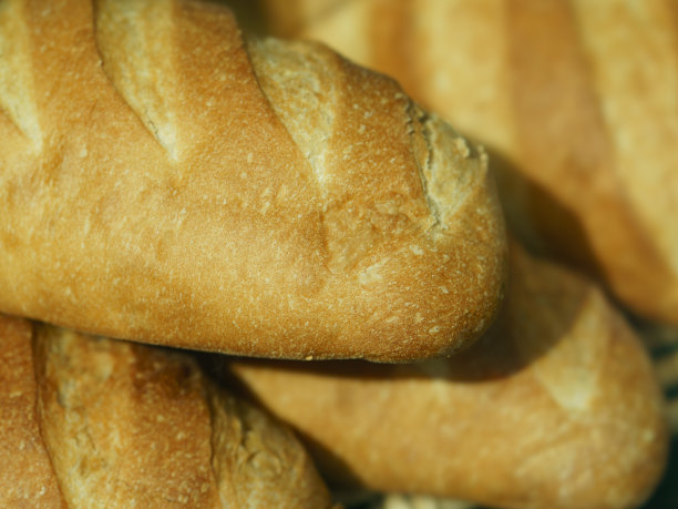 白色的新鲜面包。图片下载