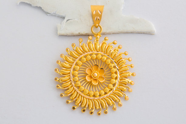 印度的黄金首饰图片下载