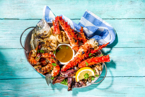 搭配各种海鲜、烧烤、烧烤食品图片下载