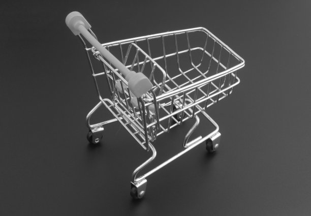 购物车在黑色背景图片下载