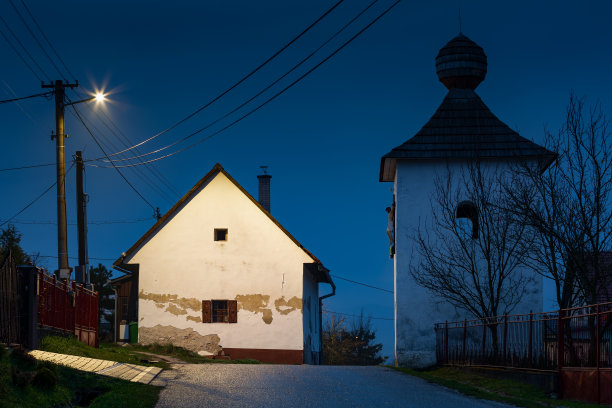 在Ondrasova村的历史钟楼，斯洛伐克。图片下载