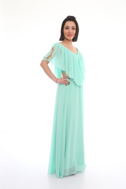 穿着绿色衣服的年轻女子图片下载