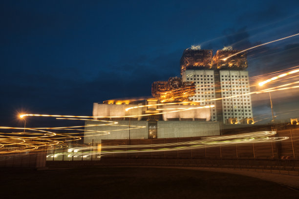 从第三运输环看俄罗斯科学院的夜景图片下载