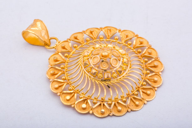 印度的黄金首饰图片下载