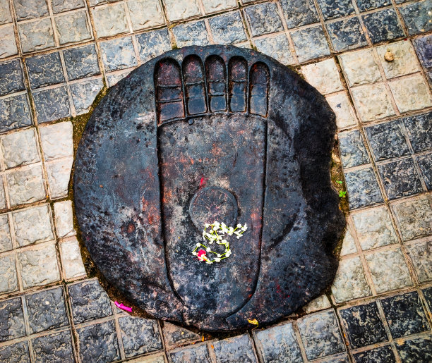 扁平风格的古代寺庙足迹建筑图片下载
