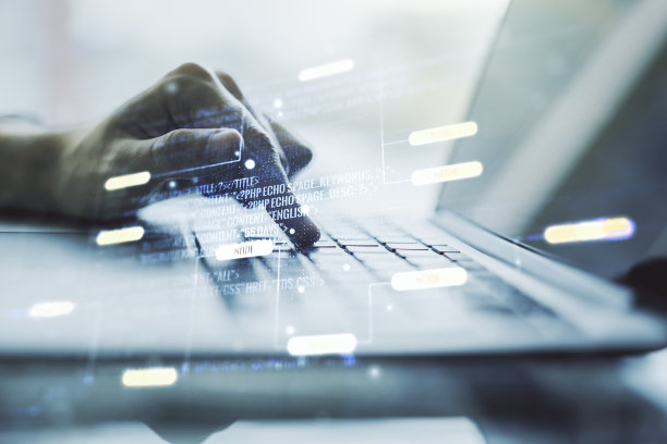 多曝光抽象软件开发全息图和手在电脑键盘上打字的背景，研究和分析概念图片下载