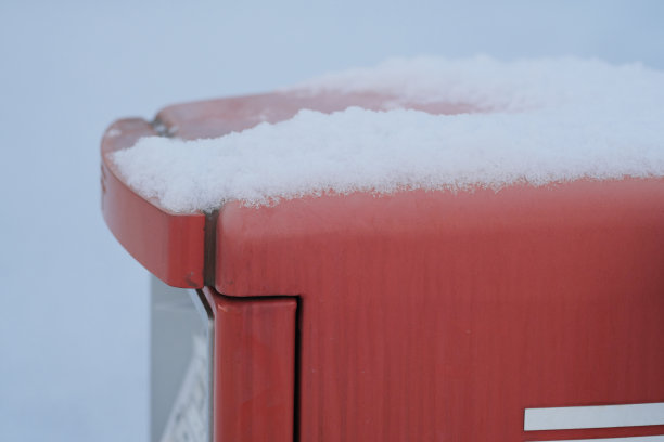 冬天下雪的邮箱材料图片下载