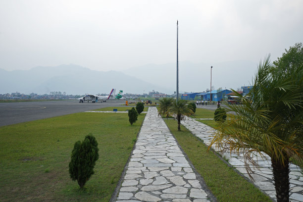 尼泊尔博卡拉国际机场的外部建筑和建筑设计图片下载