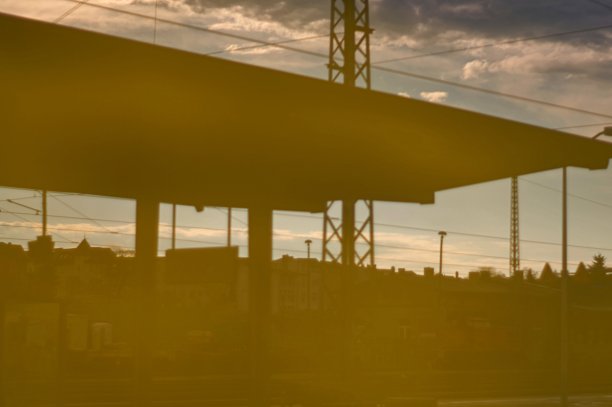 在火车站图片下载