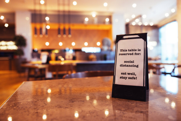 餐厅和社交距离图片下载
