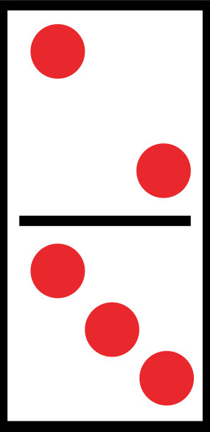 放在桌子上的口红图片下载