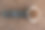 磨碎的咖啡在咖啡豆中。家庭咖啡的概念。图片下载