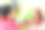 抽象多彩的家庭亚洲母女抱着吃苹果水果的水彩插画背景。图片下载