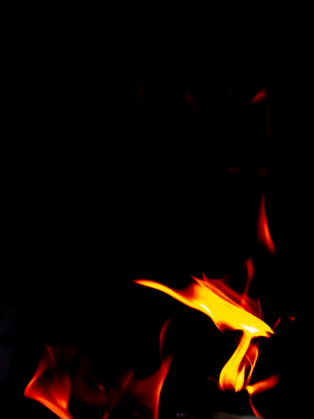 火焰火焰燃烧发光的黑色背景，美丽的抽象火焰熊熊燃烧的orane和红色火焰显示高和力量的能量，照片美丽的图形创意设计火焰墙纸和图案图片下载