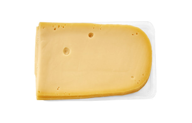 三个奶酪切片被隔离在白色的表面。图片下载