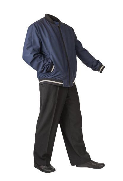 男夹克，裤子和皮鞋孤立在白色背景。图片下载