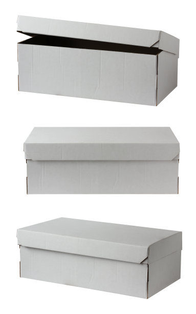 纸板箱，孤立在白色上。图片下载