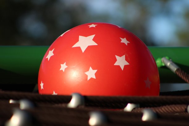 星球不会掉下来图片下载