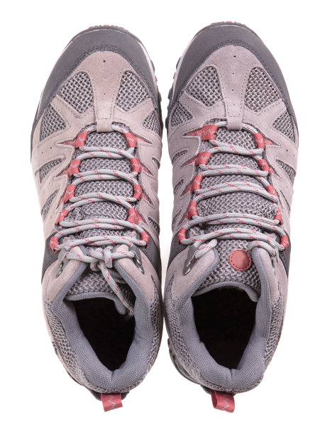 灰色的登山鞋孤立在白色的背景上图片下载