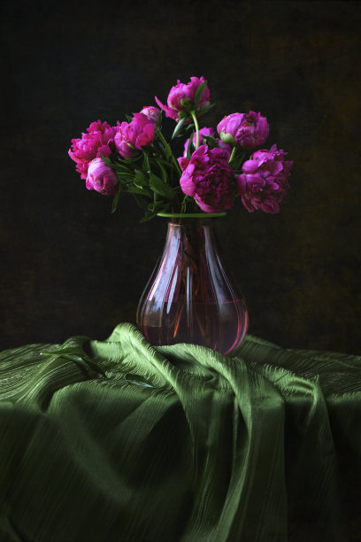 牡丹花瓶图片下载