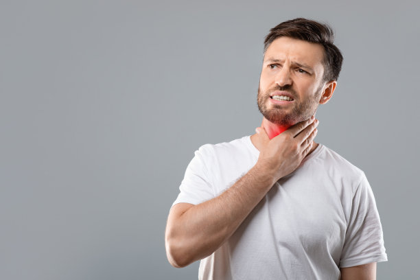 一个喉咙痛的病人，看着复印空间图片下载