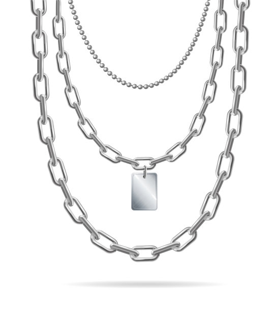 逼真详细的3d银链与吊坠集。向量图片下载