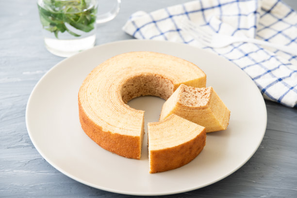 表达树年轮的蛋糕:Baumkuchen图片下载