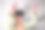 亚洲女性在家里通过虚拟现实设备查看。增强现实，游戏，未来技术概念。虚拟现实图片下载