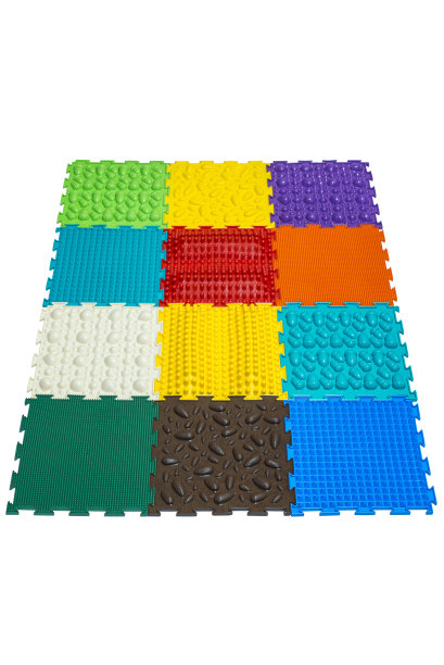 多色橡胶垫，白色背景，绝缘图片下载