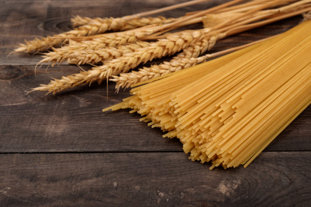 生面食和麦穗图片下载