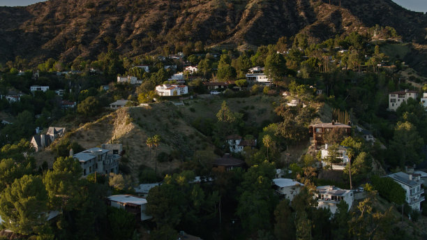 好莱坞山上的高档住宅-空中图片下载