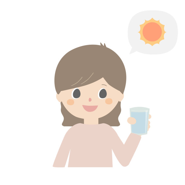 早上喝一杯水的女孩图片下载