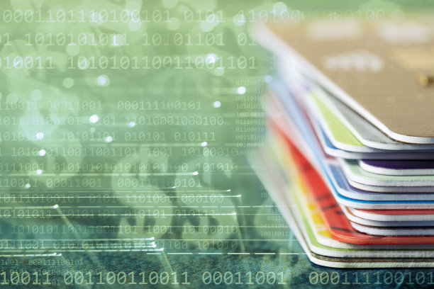 信用卡堆二进制代码和发光的美元符号与动态线图片下载