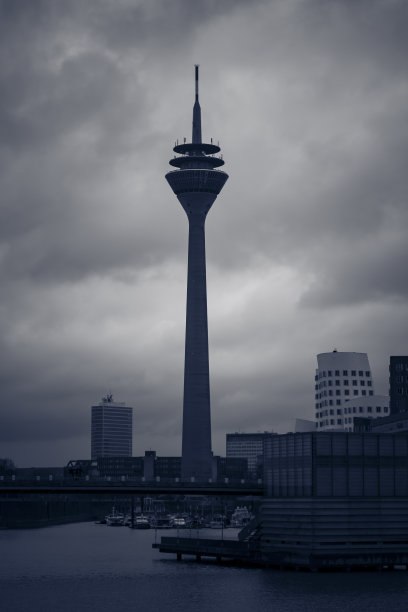 德国杜塞尔多夫电视塔图片下载