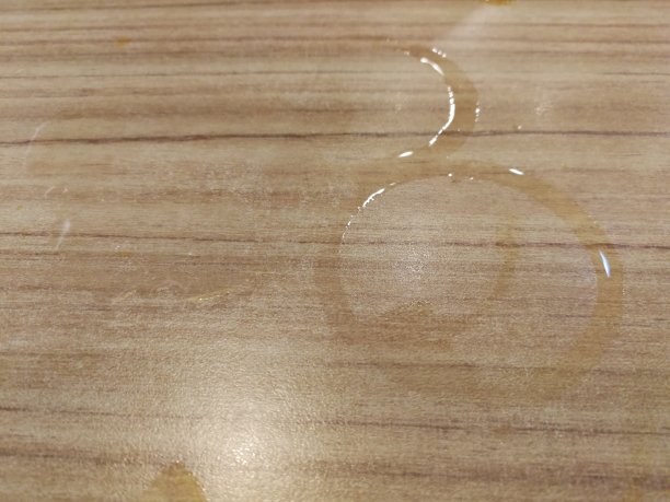 木背景上有水渍图片下载