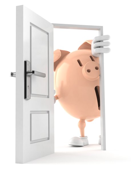 储蓄罐人物紧靠着门站着图片下载