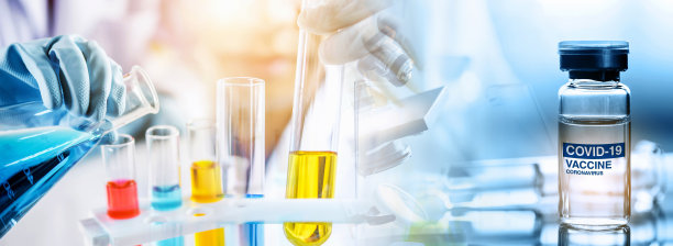 疫苗冠状病毒研制小瓶剂量流感用科学家手持烧瓶，医学概念接种皮下注射治疗疾病护理预防免疫接种疾病疾病图片下载