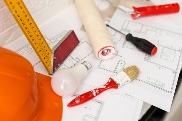 装饰表与绘画项目和工具。升高的观点。水平组合。图片下载