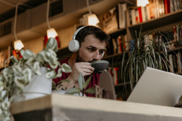 创意角，我们到了图片下载