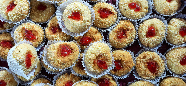 东方阿尔及利亚甜饼干的背景(阿拉伯语名mchewek)图片下载