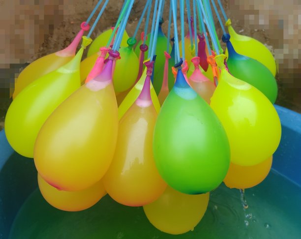 色彩完整的气球图片下载