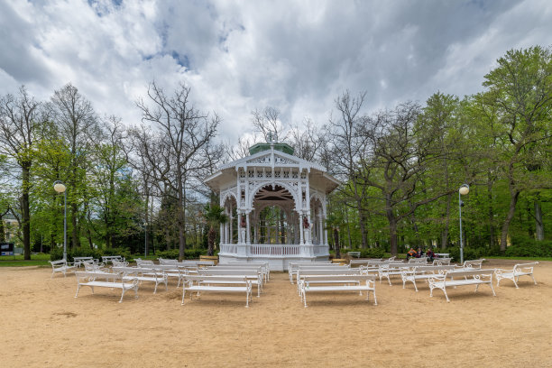 Františkovy Lázně温泉公园音乐亭(Franzensbad)图片下载