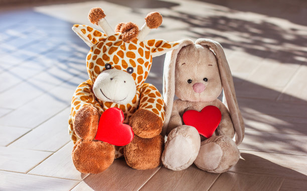 儿童的毛绒长颈鹿玩具图片下载