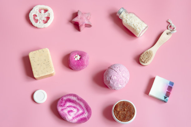 平躺spa成分与身体健康和美容护理产品。图片下载