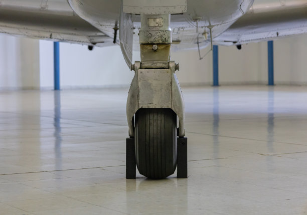 飞机轮胎图片下载