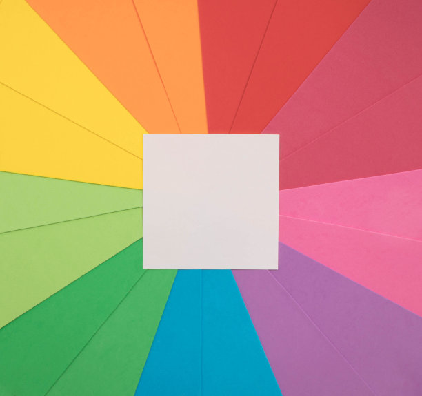 彩虹的颜色。明亮的彩色背景与复制空间。图片下载