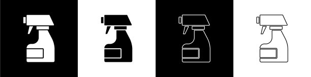 在清洁喷雾瓶中加入清洁剂图片下载