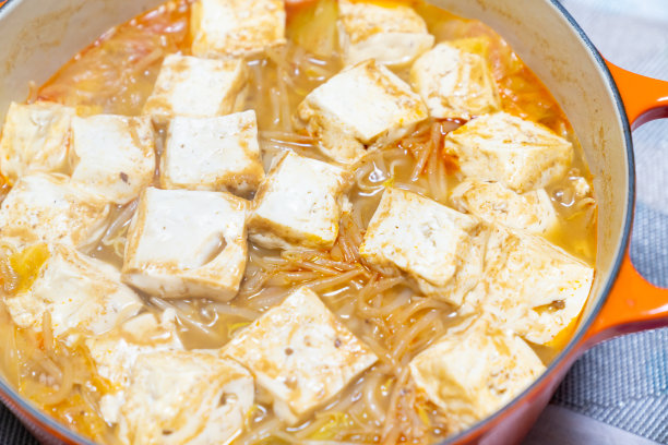 一张美味泡菜锅的照片图片下载